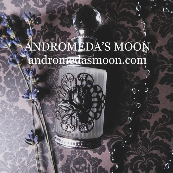 Andromedas Moon