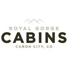 royalgorgecabins.com