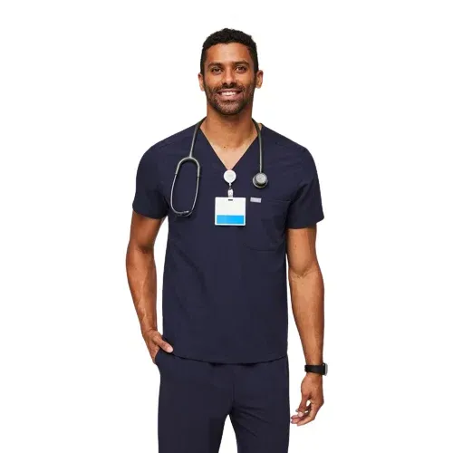 FIGS Chisec Three-Pocket Scrub Top