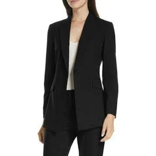 Theory Etiennette Blazer in Good Wool